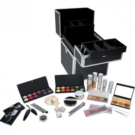 Kit maquillage professionnel, un atout pour passer ses examens 